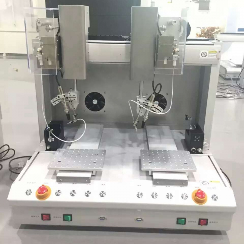 点胶机